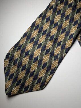 Kolte Italy 100% Silk Geometric Diamond Necktie Gold Navy Olive